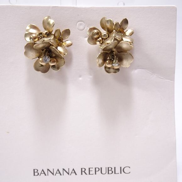 NWT Banana Republic Women's Brass Metal Flower Stud EARRINGS NWT 48 - Picture 2 of 8